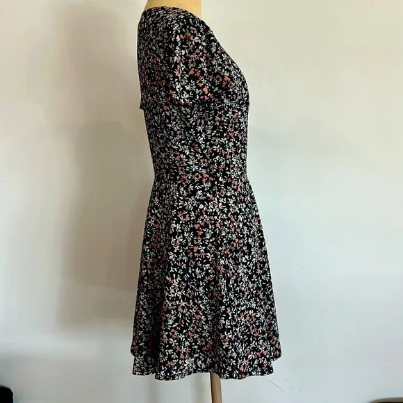 Abercrombie & Fitch floral spring dress women’s size small - Picture 5 of 13